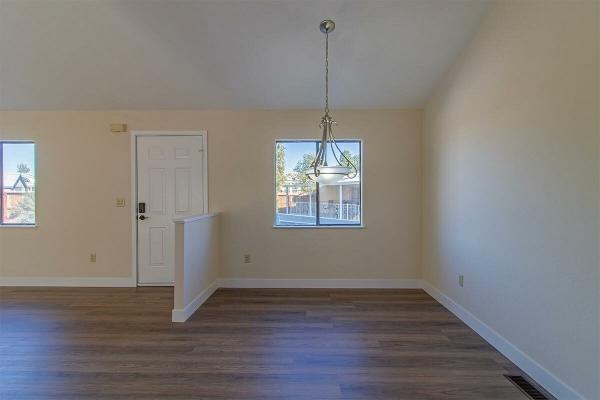 1989 Golden West Manufactured Home