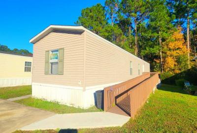 Photo 2 of 8 of home located at 489 Starratt Rd., Lot 319 Jacksonville, FL 32218