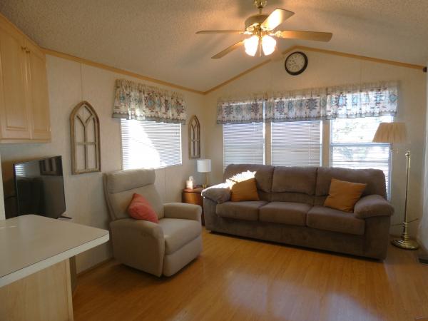 1999 CAVCO Mobile Home