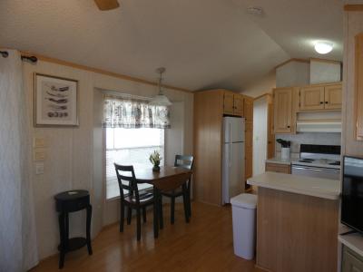 Photo 4 of 12 of home located at 1110 North Henness Rd 205 Casa Grande, AZ 85122