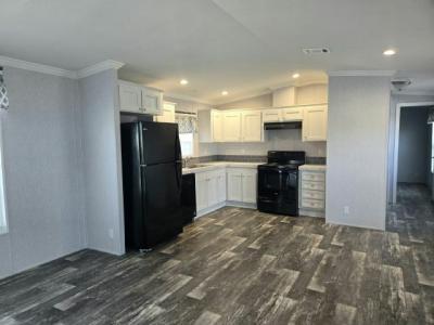 Photo 4 of 12 of home located at 2166 Greenbrier Village Loop Lakeland, FL 33810