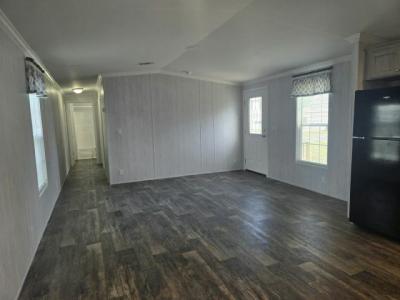 Photo 3 of 12 of home located at 2166 Greenbrier Village Loop Lakeland, FL 33810