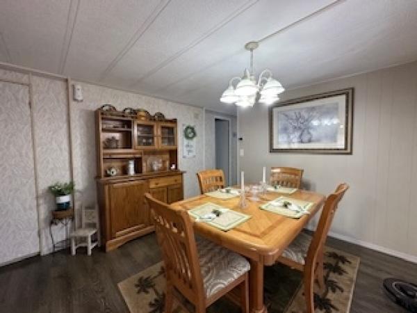 1978 HOME Manufactured Home