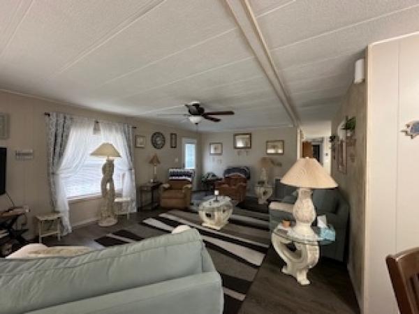 1978 HOME Manufactured Home