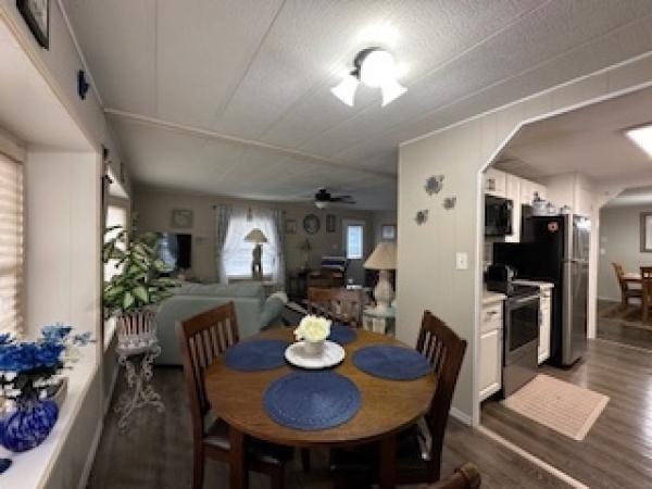 1978 HOME Manufactured Home