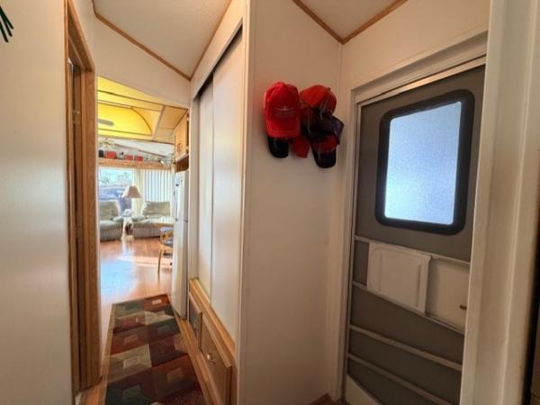 1992 Cavco Manufactured Home