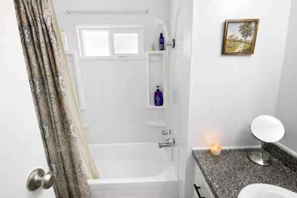 1973 Homes of Merit Manufactured Home