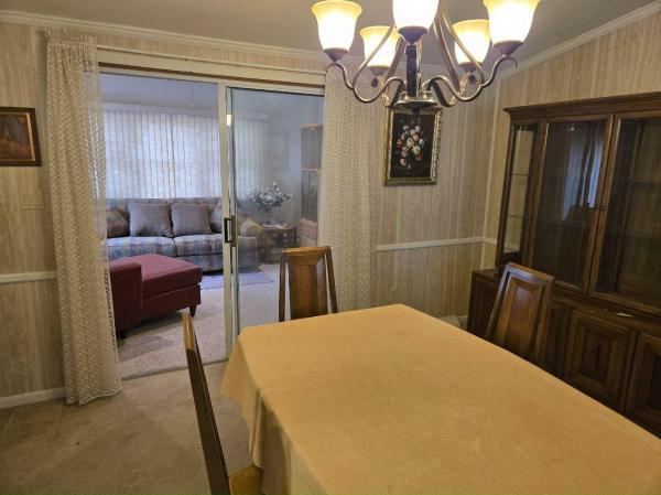 1989 Virginia Homes Park Avenue I Manufactured Home