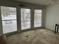 1976 Holly Park MI0027008203 Mobile Home