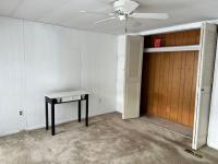 1976 Holly Park MI0027008203 Mobile Home