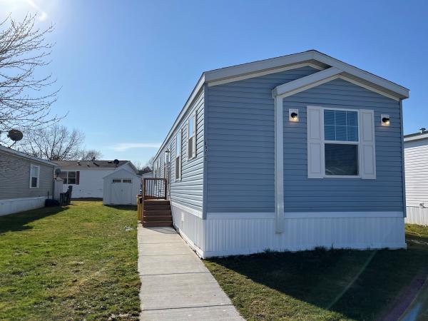 2022 Clayton 81RSH16663B Mobile Home
