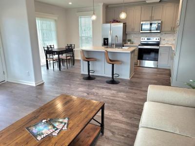 Photo 4 of 20 of home located at 6429 Forest Lake Dr. Zephyrhills, FL 33540