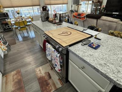 Photo 5 of 20 of home located at 2401 W Southern Ave Lot 187 Tempe, AZ 85282