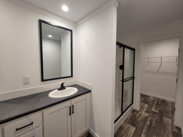 2025 Champion PLT-DWSUN05-SCM582 Mobile Home