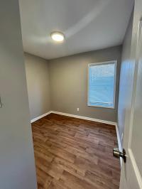 1983 River Oaks River Oaks Mobile Home