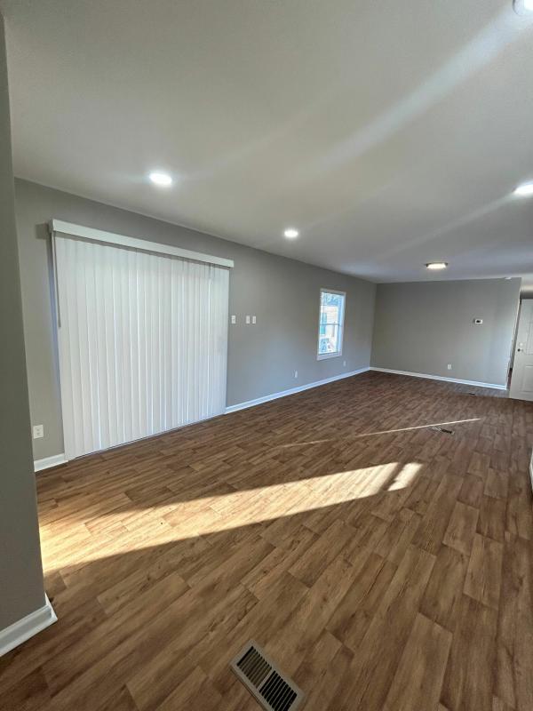 1983 River Oaks River Oaks Mobile Home