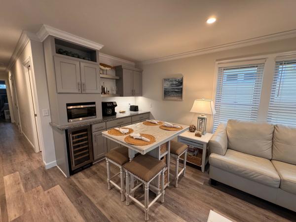 2022 Champion 1394921 Mobile Home