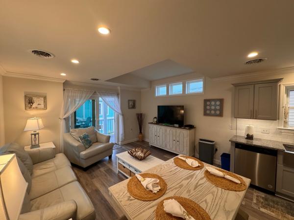 2022 Champion 1394921 Mobile Home