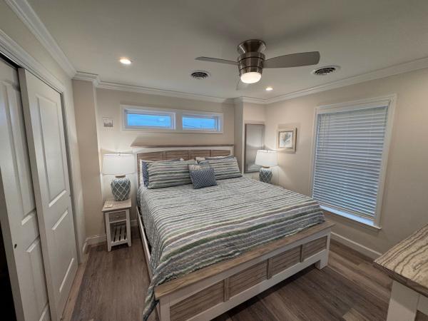 2022 Champion 1394921 Mobile Home