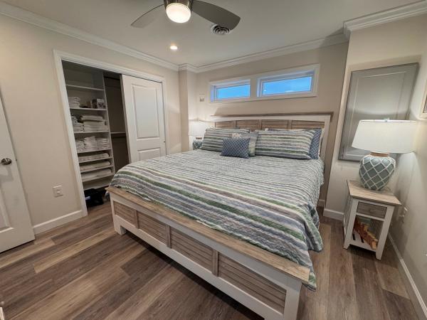 2022 Champion 1394921 Mobile Home