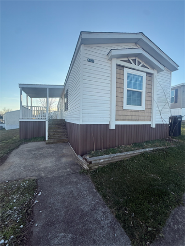 2016 Clayton 37F  Home