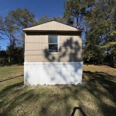 Photo 3 of 6 of home located at 131 English Lane Thomasville, GA 31792