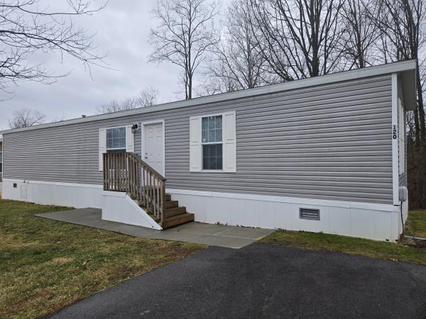 Photo 1 of 2 of home located at 120 Sparrow Dr Elsmere, KY 41018