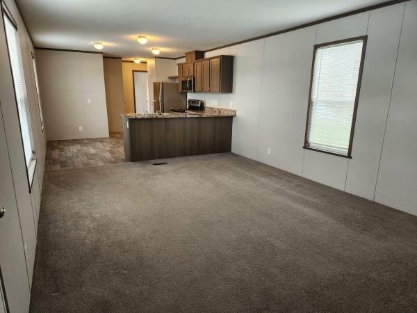 2021 Champion Redman Advantage II  Home