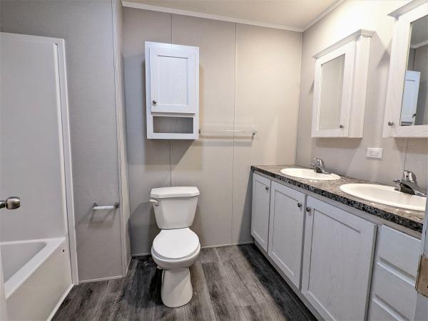 2022 Champion Redman Advantage II  Home