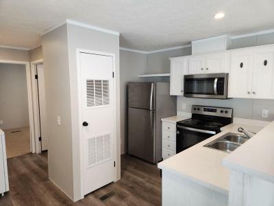 Photo 3 of 12 of home located at 210 Bobwhite Lane House Springs, MO 63051