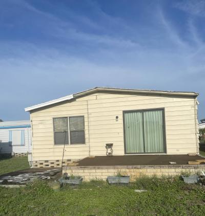 Mobile Home at 4530 9th St E Lot #045 Bradenton, FL 34203