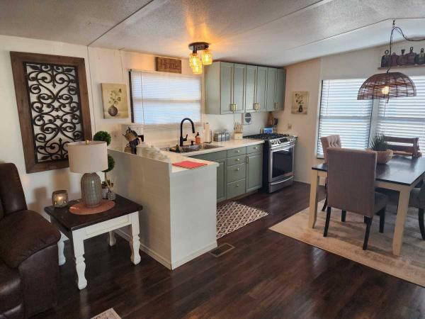 1987 Fleetwood Manufactured Home