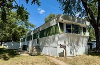 1984 Holly Park Mobile Home