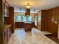 1984 Holly Park Mobile Home