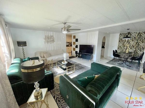 1976 PARA  Home