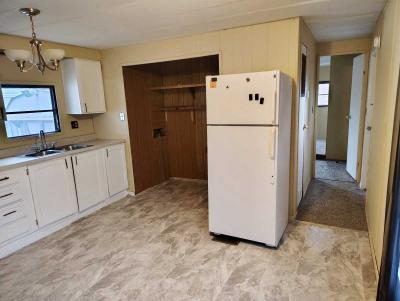 Photo 3 of 8 of home located at 5132 Winnebago Drive Indianapolis, IN 46241