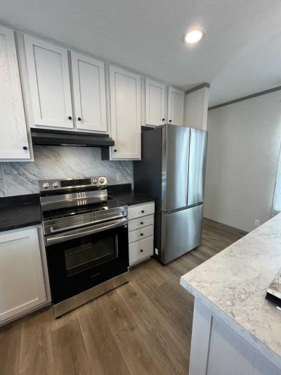 Photo 4 of 12 of home located at 1166 Lafayette Rd Medina, OH 44256