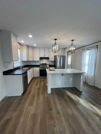 Photo 5 of 12 of home located at 1166 Lafayette Rd Medina, OH 44256