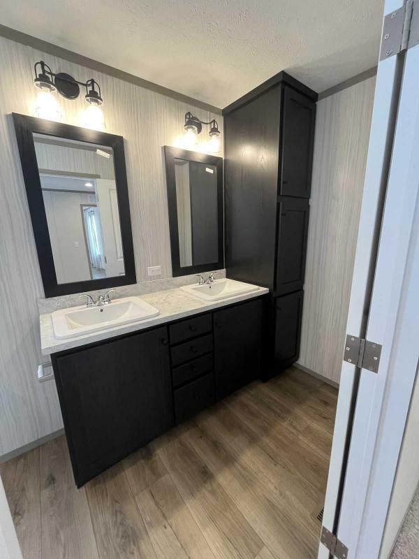 2025 Clayton  Mobile Home