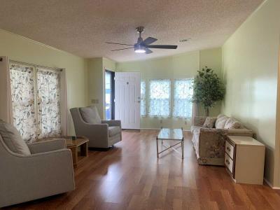 Photo 4 of 8 of home located at 1127 Dewitt St. Sebring, FL 33872