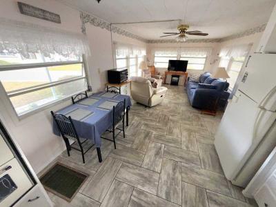 Photo 4 of 15 of home located at 16416 Us 19 N. Clearwater, FL 33764