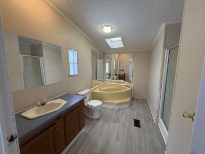 Photo 4 of 7 of home located at 137 Hunters Rill Lapeer, MI 48446