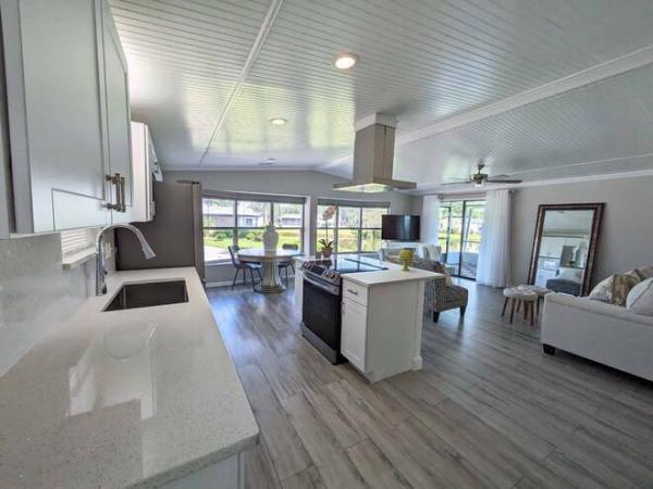 Photo 1 of 2 of home located at 79 N Meadow Dr Plant City, FL 33566