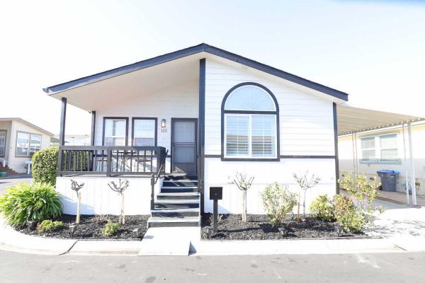 Photo 1 of 2 of home located at 433 Sylvan Ave Mountain View, CA 94041