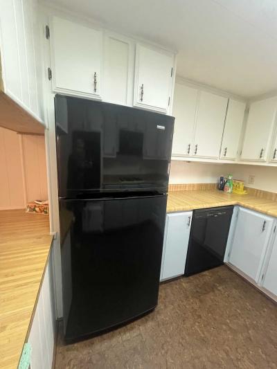 Photo 4 of 17 of home located at 2121 S Pantano Rd #86 Tucson, AZ 85710