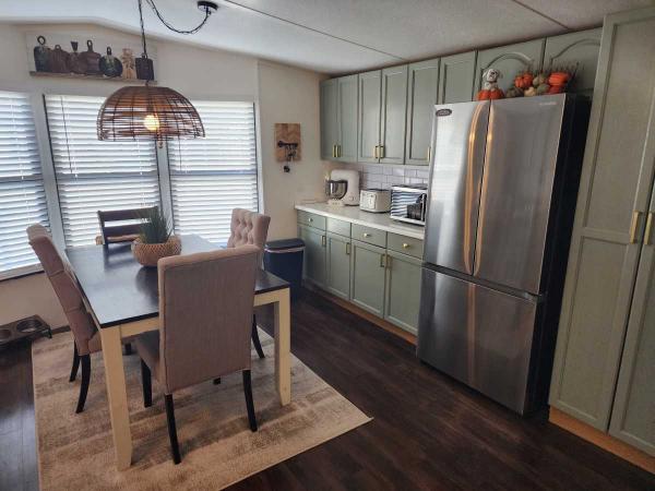 1987 Fleetwood Manufactured Home