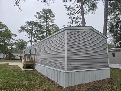 Photo 2 of 11 of home located at 2662 Fresno Drive Jacksonville, FL 32250