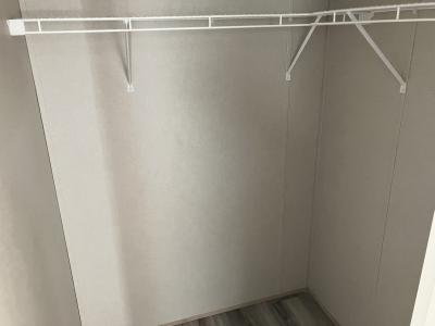 Photo 4 of 10 of home located at 843 Walker Dr. Tampa, FL 33613