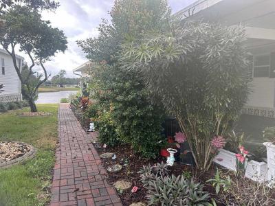 Photo 4 of 30 of home located at 1635 Deverly Dr Lot #808 Lakeland, FL 33801