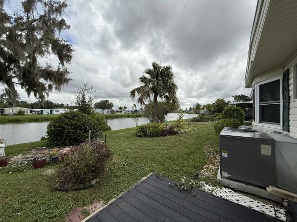 Photo 1 of 2 of home located at 7624 Kings Dr Ellenton, FL 34222